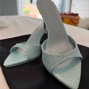 Blue Heels with Elegant Design and Comfort